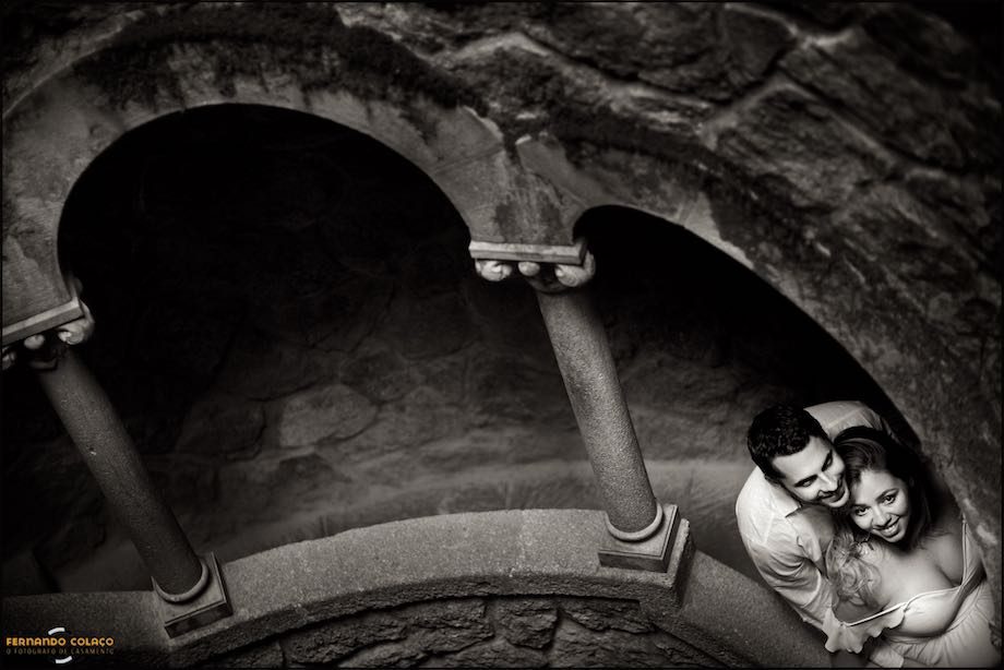 Nas escadarias da Torre.